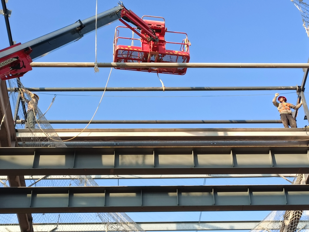 Tòa nhà xưởng xây dựng cấu trúc thép tiền chế cho chuồng ngựa và trang trại ngựa