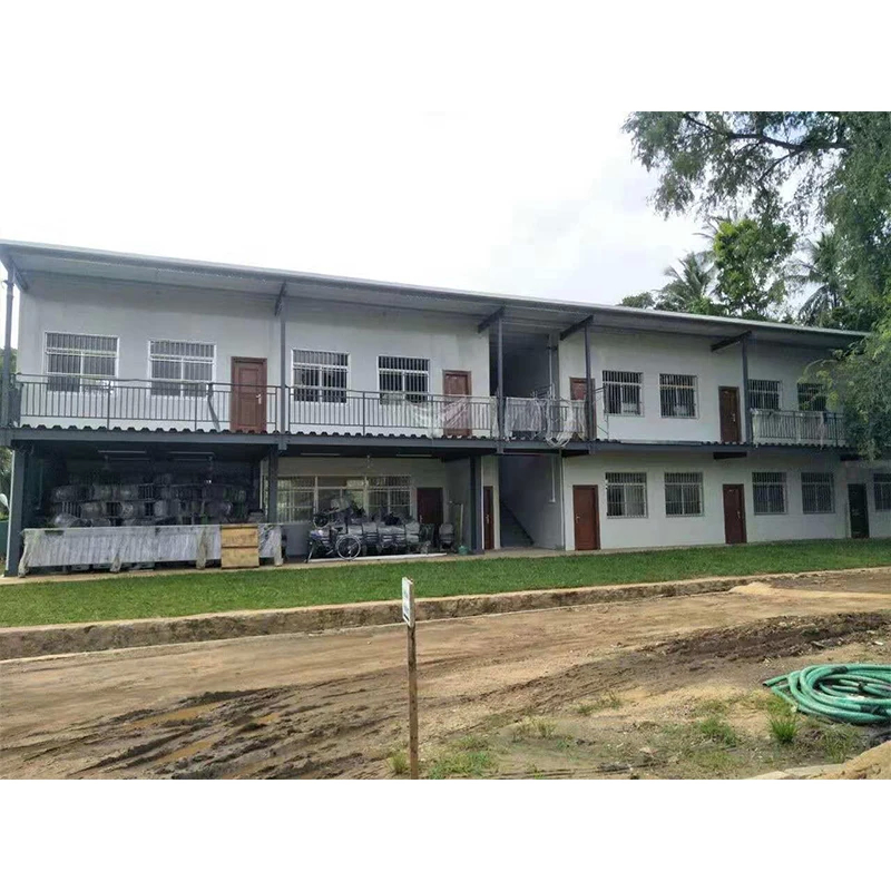 Thép cấu trúc kho với cửa cuộn và cửa trượt tuổi thọ hơn 50 năm